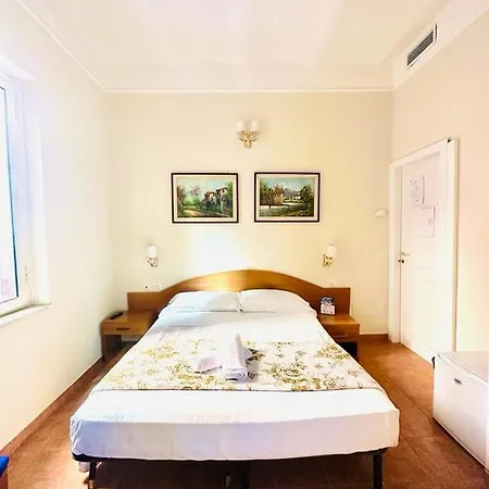 Hotel Resi-3