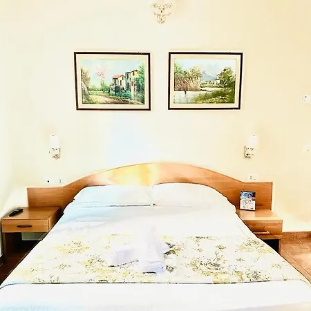 Hotel Resi-2