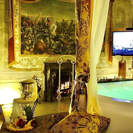 -Luxury Romantic Suite Impero--3