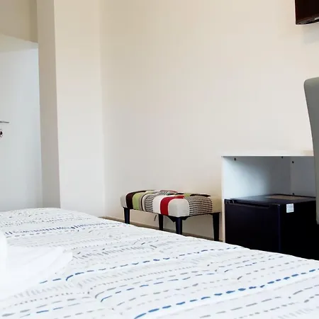 Minerva Rooms-2