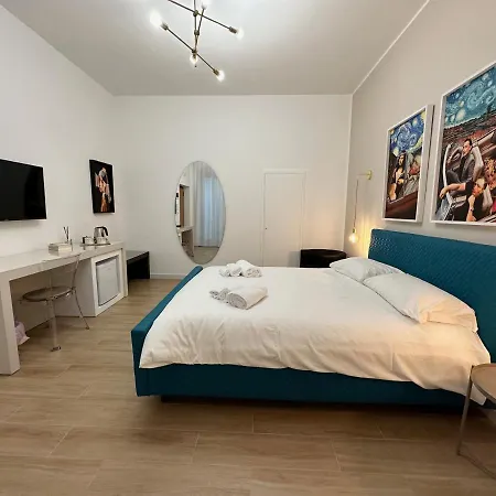 Nouvelle Vag - Apartment & Room-3