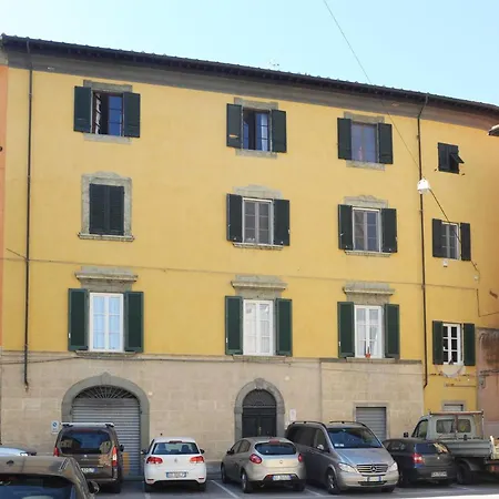 Almadelena Guest House-2