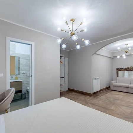 Vogue Suites Rome-3