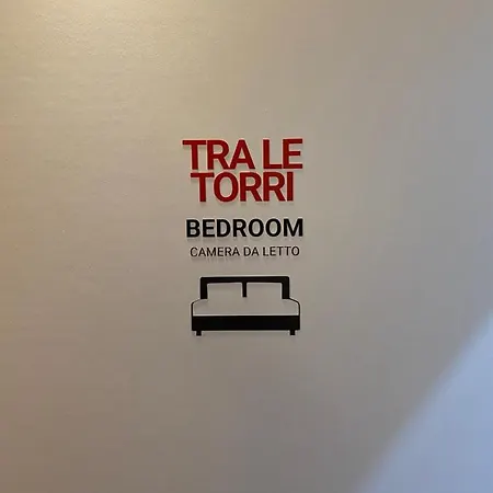 Tra Le Torri B&B - Ampia Stanza Privata In Appartamento Con Bagno Privato Accessibile Da Corridoio-2