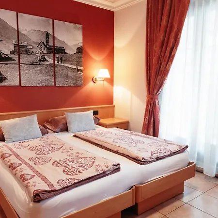 Hotel Garni Rin Da Rin-3