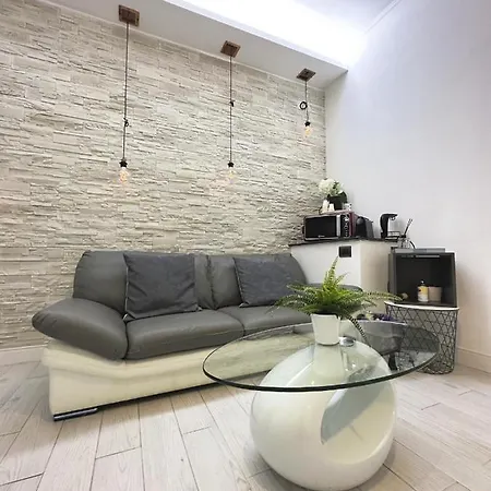 Home Mancas - Luxury Rooms And Apartment-3