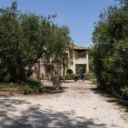 Villa Cri Cri B&B Di Charme - Bike B&B-2
