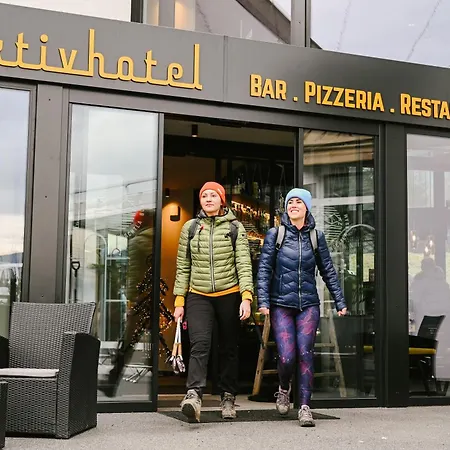 Hotel Wochtla Buam Aktivhotel Am Kronplatz Mit Sauna-2