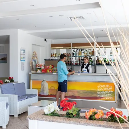 Hotel Cristalda-2