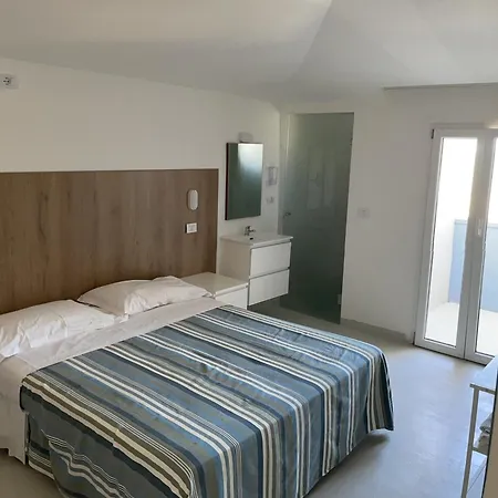 Hotel Rosa-3