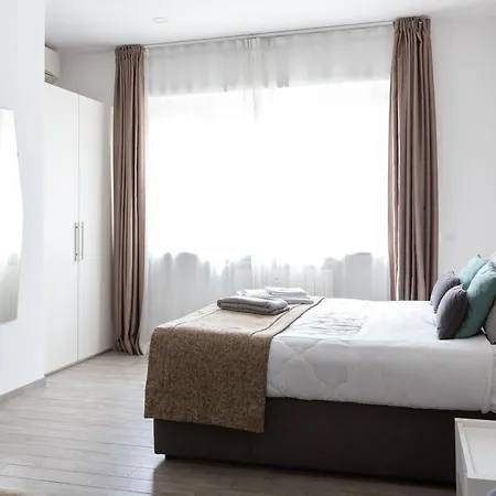 247 Luxury Rooms Trastevere-2