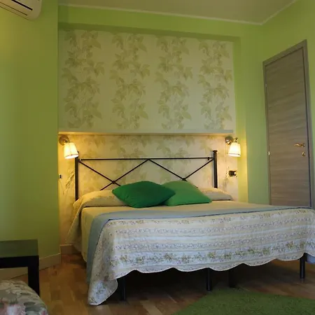 Axia Terme B&B, 4 min dal Centro Storico - PARK privato-2