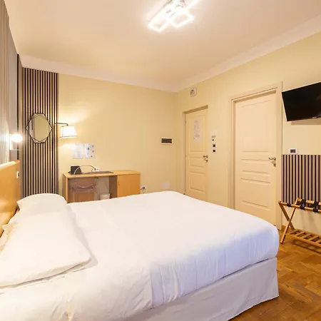 Hotel La Ferte-2