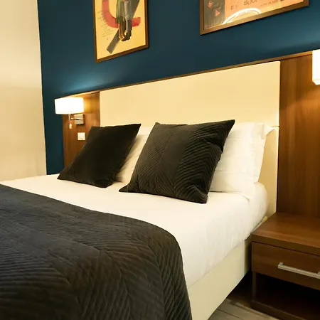 Archi Di Roma Guest House-2