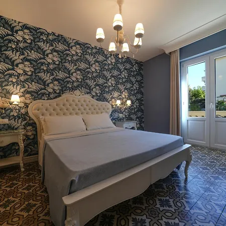 Sui Generis Tropea Luxury Rooms-3