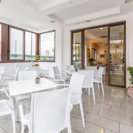 Hotel Luana-2