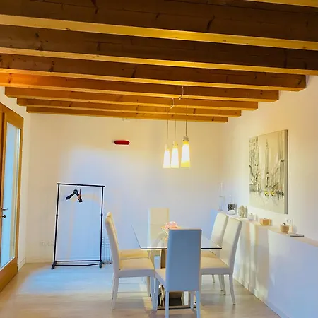 Central Luxury Garden Guest House-2