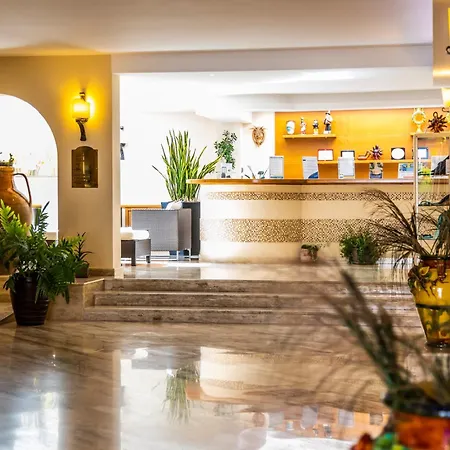 Tropis Hotel-3