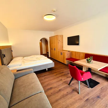 Hotel Tanja-Sonnenhof-2