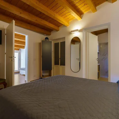Maquedino Holiday Home & Terrace - Rooftop Nel Centro Storico Di Palermo-3