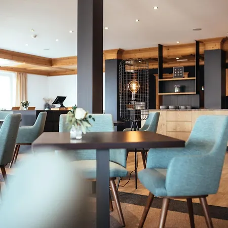 Hilburger Hotel-2