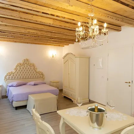 B&B Luxury Suite Antonietta-2