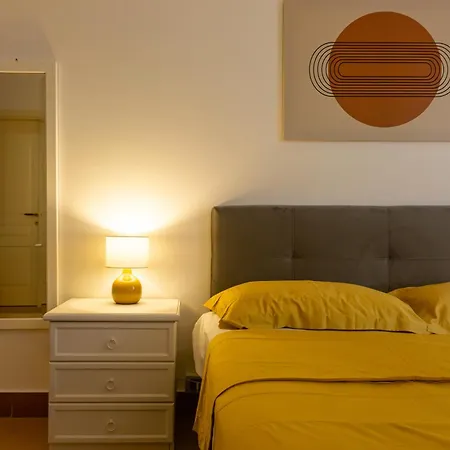Mi Tu Apartments-3