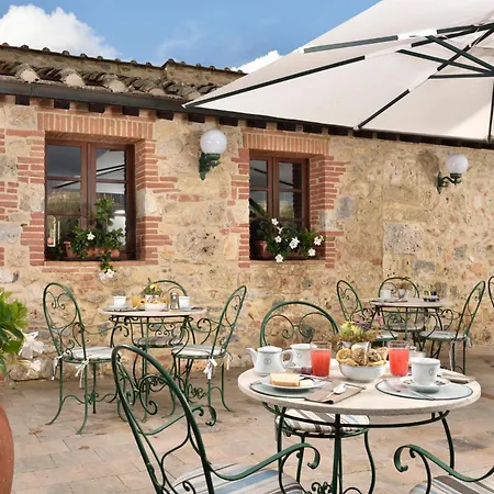 Romantik Hotel Monteriggioni-2