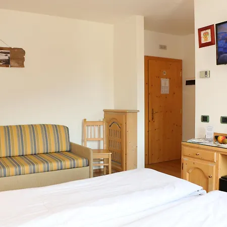 Hotel La Suisse-2