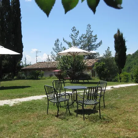 B&B-Country House-Appartamenti Ai Cipressi-3