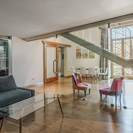 La Bella Vita Luxury Apartament And Travel Solution-2