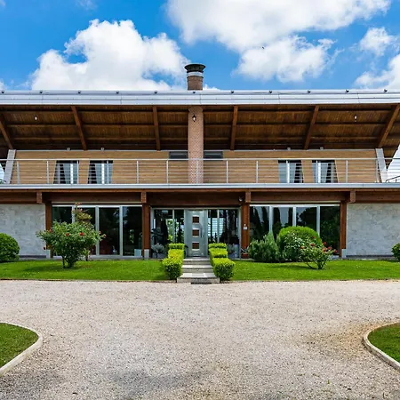 Casale Delle Ronde B&B-3
