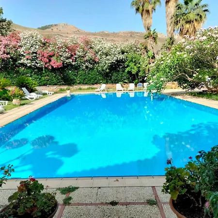 Villa Megna - Green Paradise B&B-3