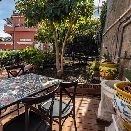Suite Apartment Taormina-3
