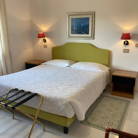 Hotel La Capannina-2
