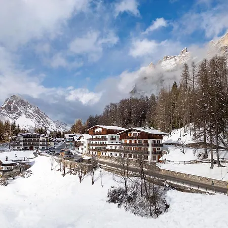 Hotel Des Alpes-3