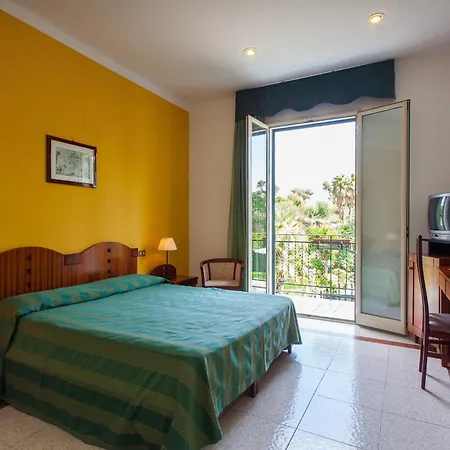 Hotel Villa D'Amato-3
