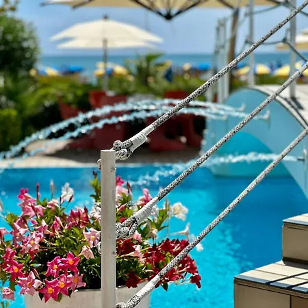 Ruhl Beach Hotel&Suites-2