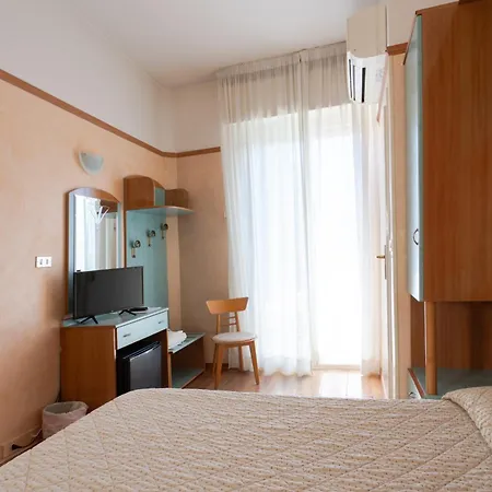 Hotel Britannia Rimini Marina Centro-2
