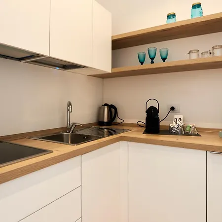 B&B Suite Home Trani-3