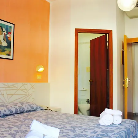 President Pool & Room-3