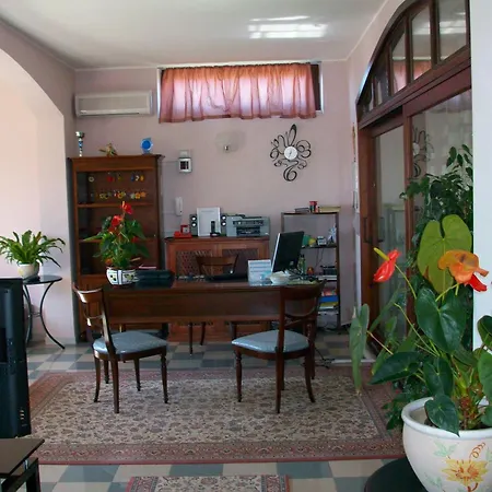 Residence Hotel La Commenda-3