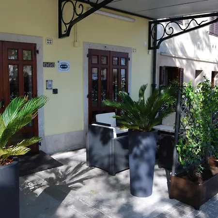 Hotel Alla Citta Di Trieste-2