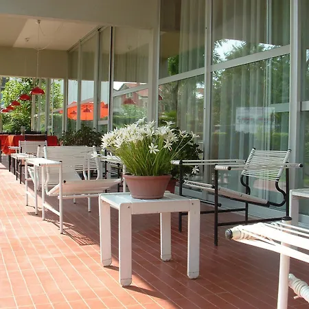 Hotel Marina-2