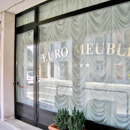 Euro Meublé-2