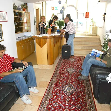 Piccolo Hotel Gurschler-3