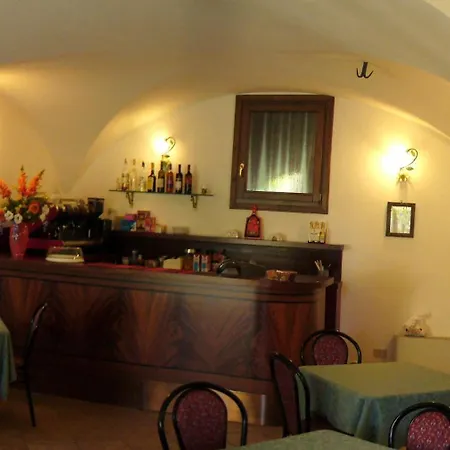 Hotel Tiziana Garni-2
