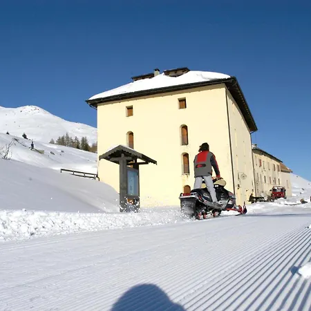 Hotel Dimora Storica La Mirandola-3