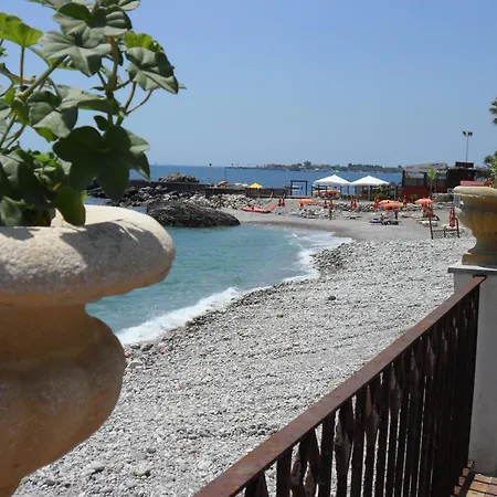 B&B Miramare-3