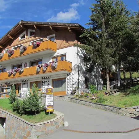 Hotel Duc De Rohan-2